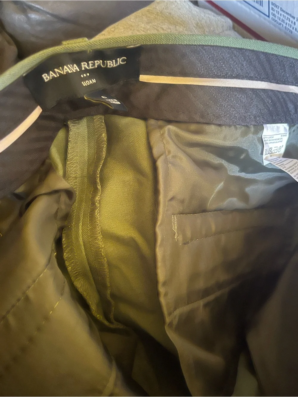NWT Banana Republic Sloan size 6 Green Dress Pants